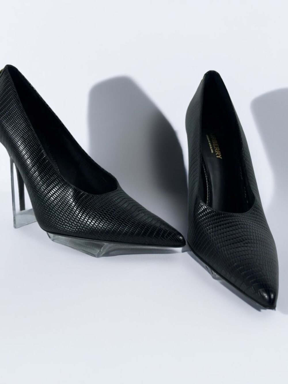 Burberry Lizard-Embossed Black Leather Pumps – Size 38